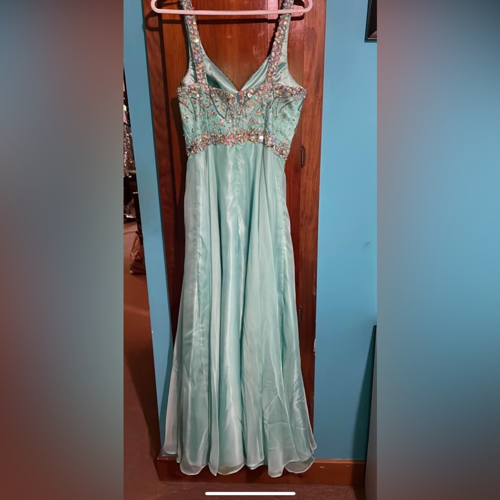 Prom Dress! - Picture 5 of 7